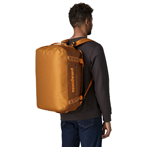 【耐水 機内持ち込み可】ブラックホール・ダッフル 40L